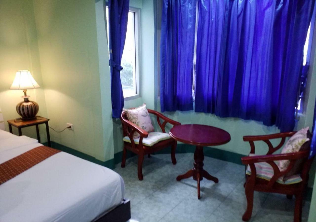 Rung Tawan Hostel Pantai Kata Luaran gambar