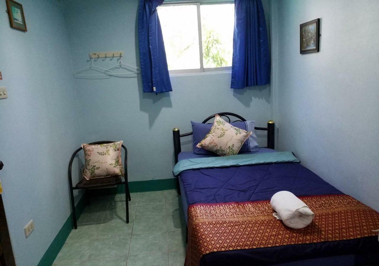 Rung Tawan Hostel Pantai Kata Luaran gambar